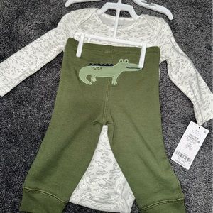NWT Baby’s Alligator Matching Set